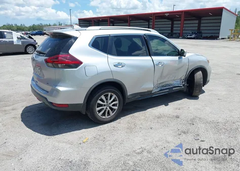 2018 Nissan Rogue Sv z USA, uszkodzony, nr VIN KNMAT2MT1JP603981